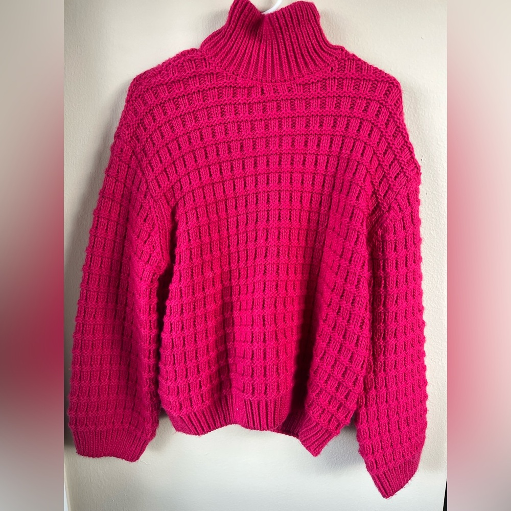H&M Chunky Knit Pink Turtleneck